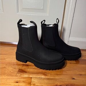 Thursday Legend Platform Chelsea Boots - 8.5